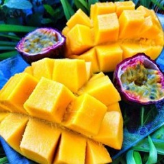 sliced mango